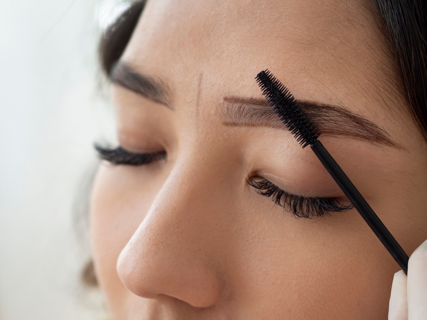 Microblading vs Powder Brows